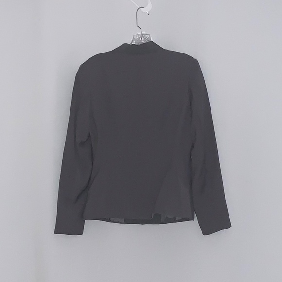 Metrostyle Pantsuit - Picture 7 of 12